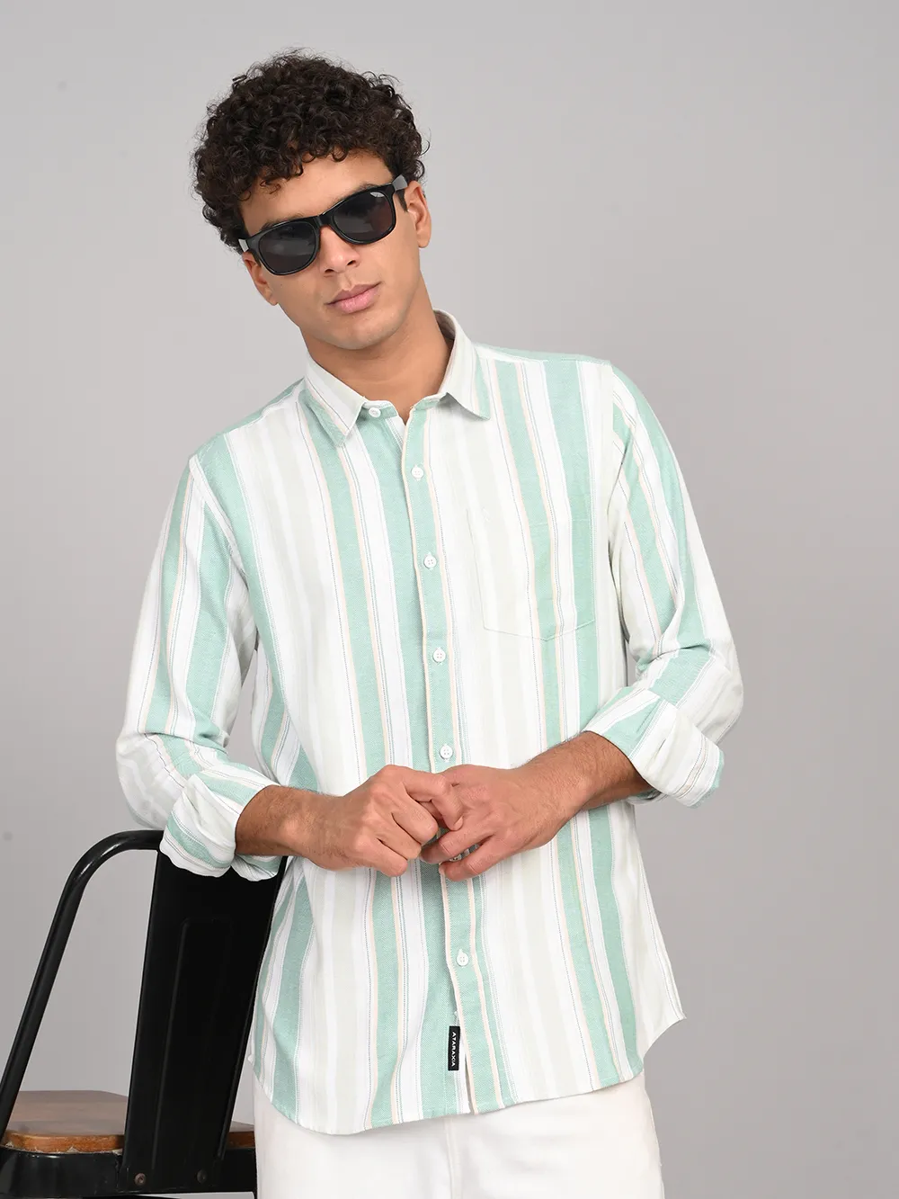 GREEN  WHITE  STRIPES